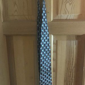 Men's silk dress tie by Oscar de la Renta